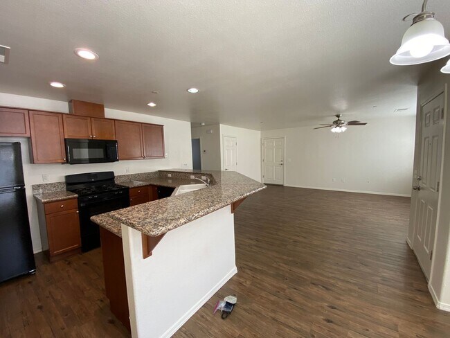 Building Photo - 2109 Bella Oaks Dr