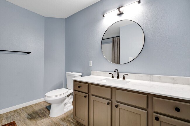 Building Photo - 9815 Lockberry Ln