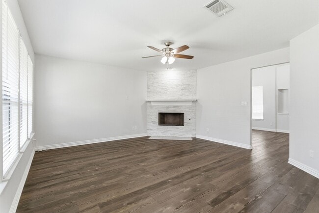 Building Photo - 5308 Sandstone Ln