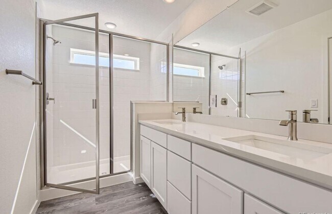 Building Photo - Brand new 3 bedroom 3 bathroom townhome