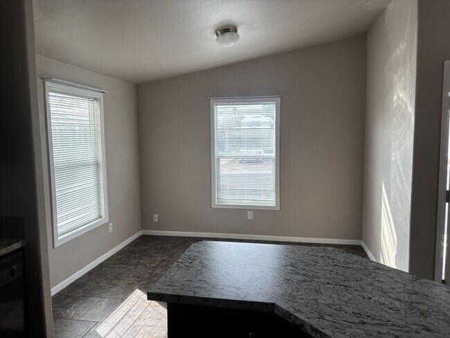 Building Photo - 11411 N 91st Ave