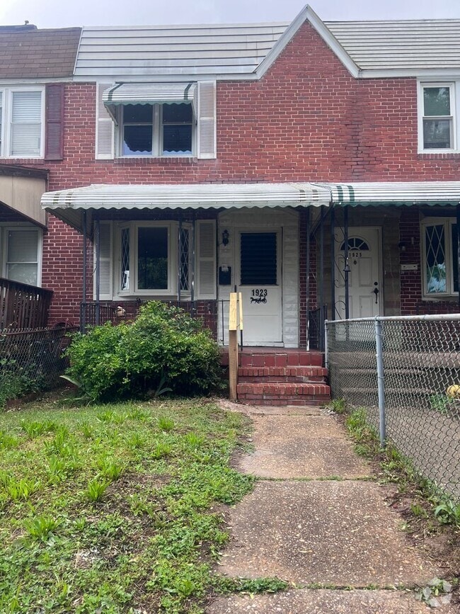 Building Photo - Cozy 2-Bedroom Home Available Now