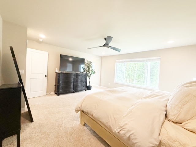Building Photo - 2405 NE Waterlily Wy