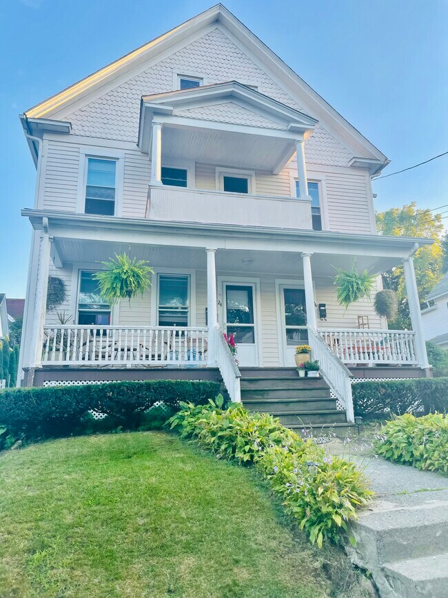 Primary Photo - 26 Clarkson St