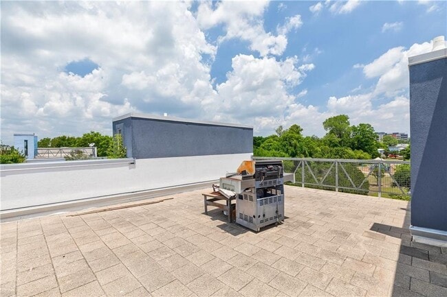 Building Photo - 4801 S Congress Ave