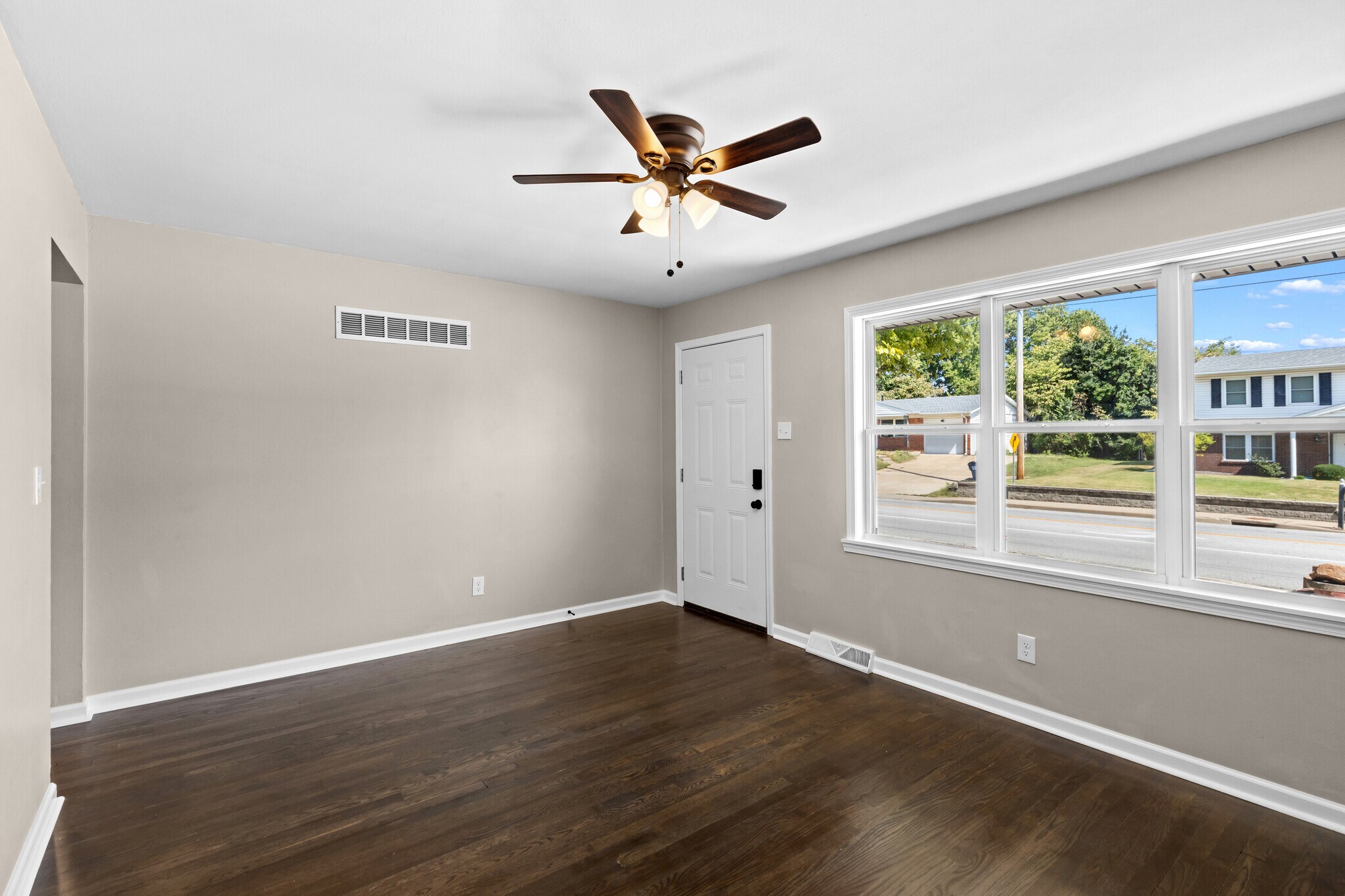 Building Photo - 1411 Caulks Hill Rd