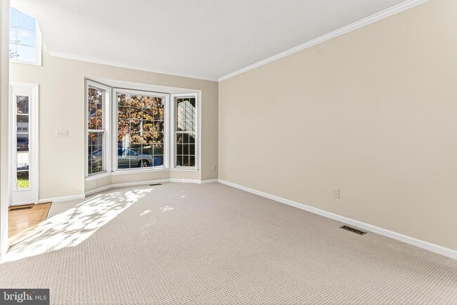 Building Photo - 47497 Saulty Dr