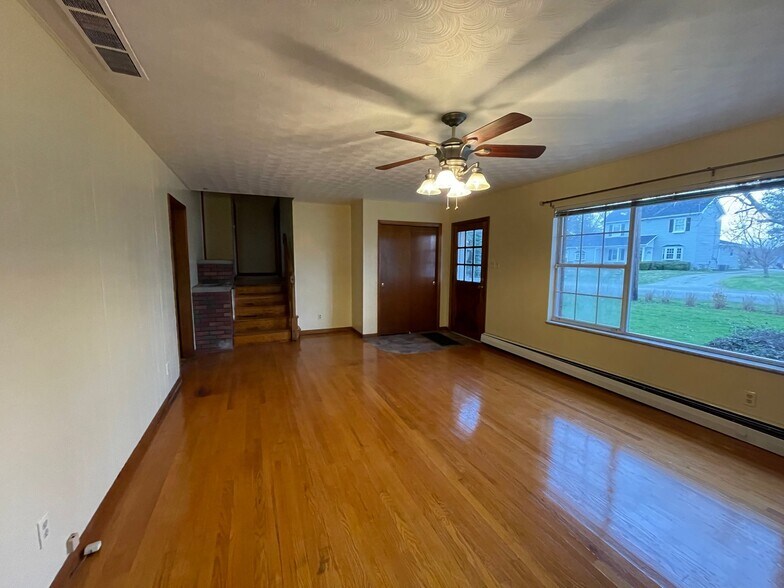 Building Photo - 1155 Dogwood Ridge Rd