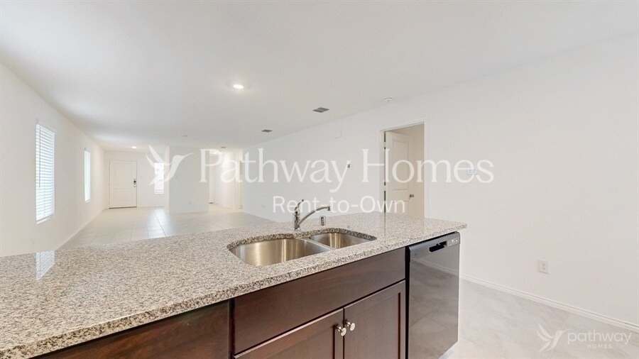 Building Photo - 8809 Red Fox Trl