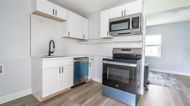 Building Photo - 542 S Redford Ln