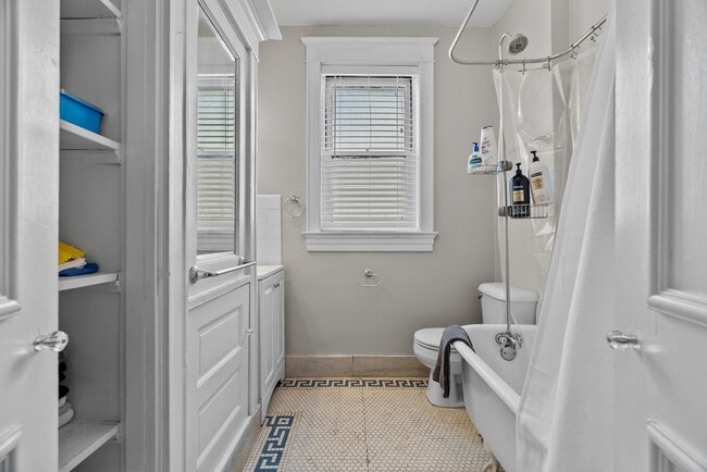 Building Photo - 4600 McPherson Ave