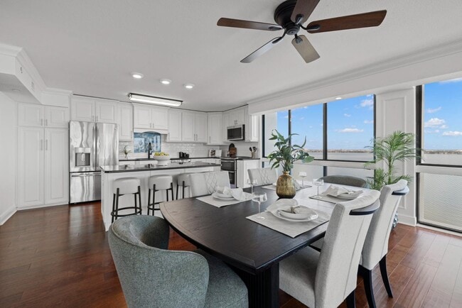 Building Photo - 3301 Bayshore Blvd