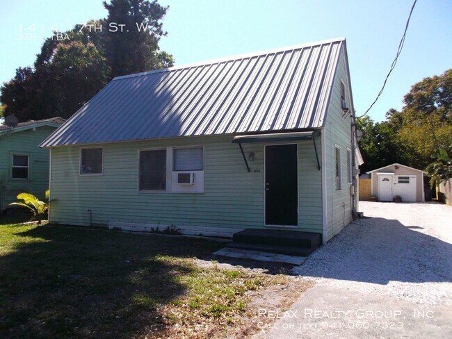 Building Photo - 1414 17th St W