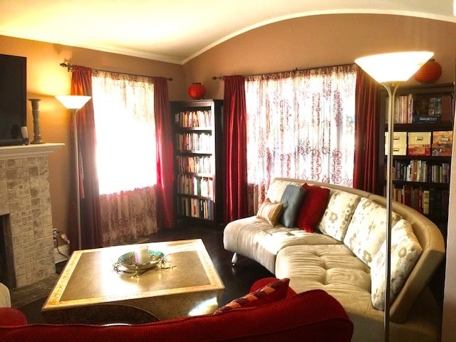 Living room - 1968 El Molino Ave