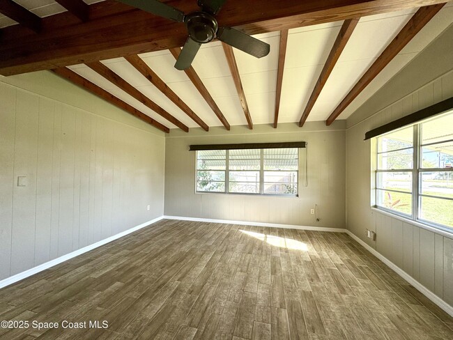 Building Photo - 1004 Green Rd