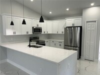 Building Photo - 5117 30th St SW