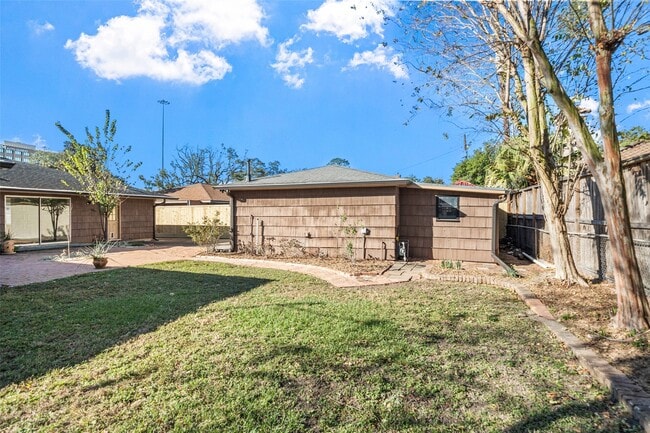 Building Photo - 4614 Merwin St