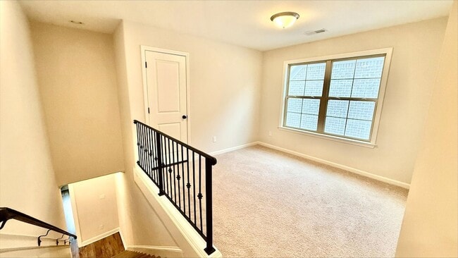 Building Photo - 10012 Adagio Cv