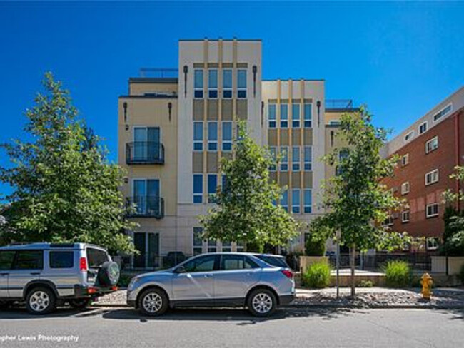 Building Photo - 340 S Lafayette St