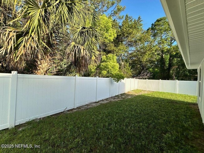 Building Photo - 455 S Volusia St