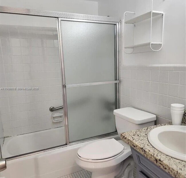 Building Photo - 455 Golden Isles Dr