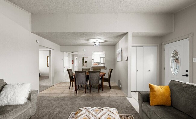 Primary Photo - 11934 Hearn Rd