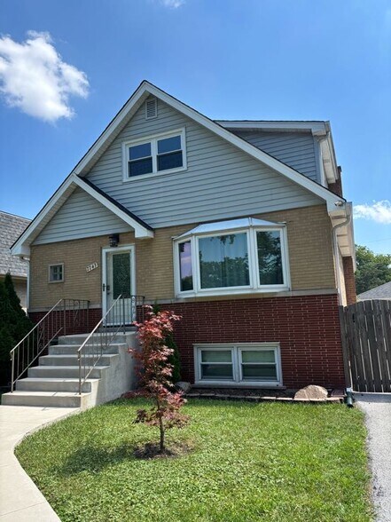 Primary Photo - 7743 Cronin Ave