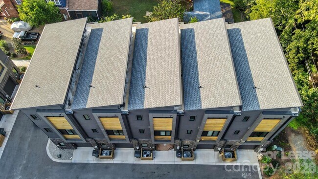 Building Photo - 1003 Zinc Ln