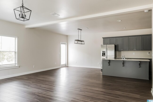Building Photo - 370 Ridgeview Cir