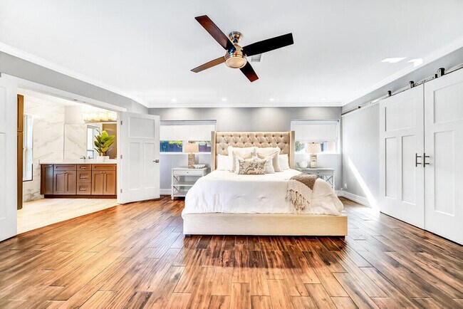 Building Photo - 864 Appleby St