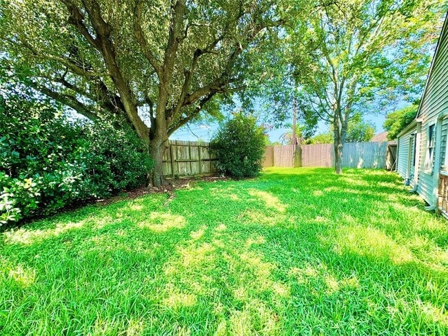 Building Photo - 7743 Portal Dr