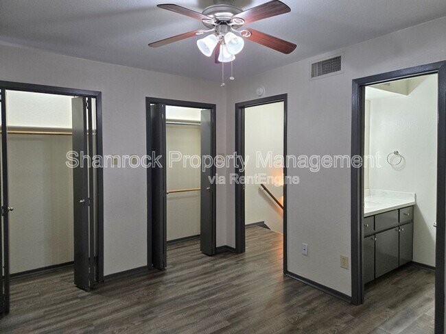 Building Photo - 1226 Baylor Ave