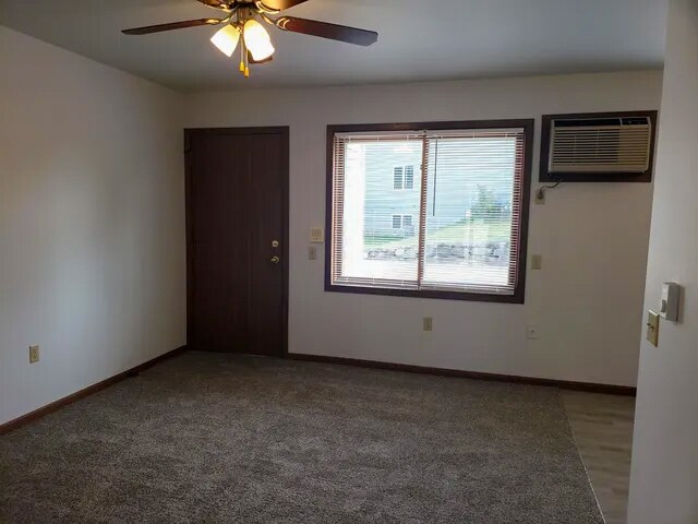 Building Photo - 687 Wood Violet Ln