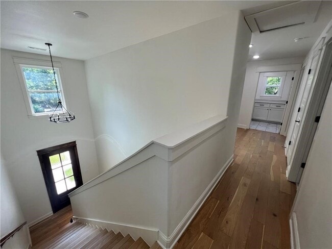 Building Photo - 8 Rearsby Ln