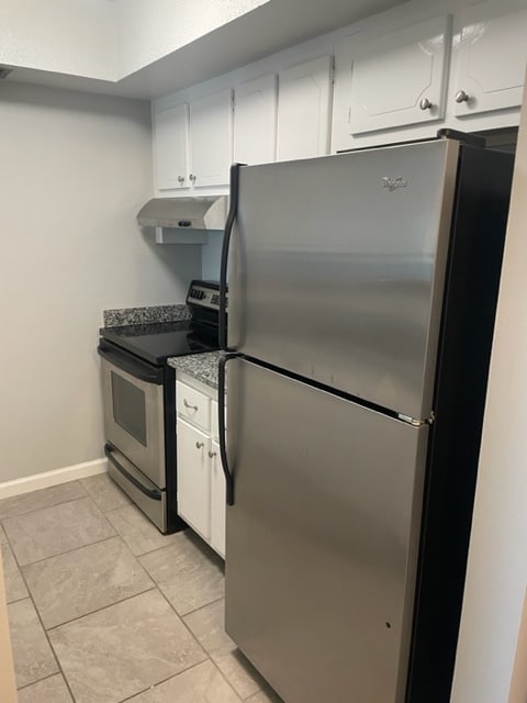 Building Photo - 675 Indian Rocks Rd N