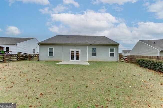 Building Photo - 145 Alexander Ln