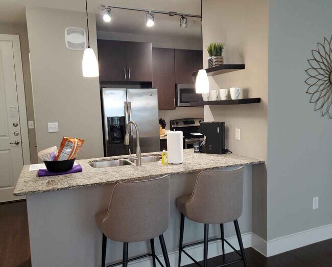 Building Photo - 2017 Al Lipscomb Way