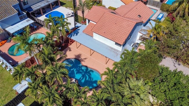 Building Photo - 10031 SW 147th Pl