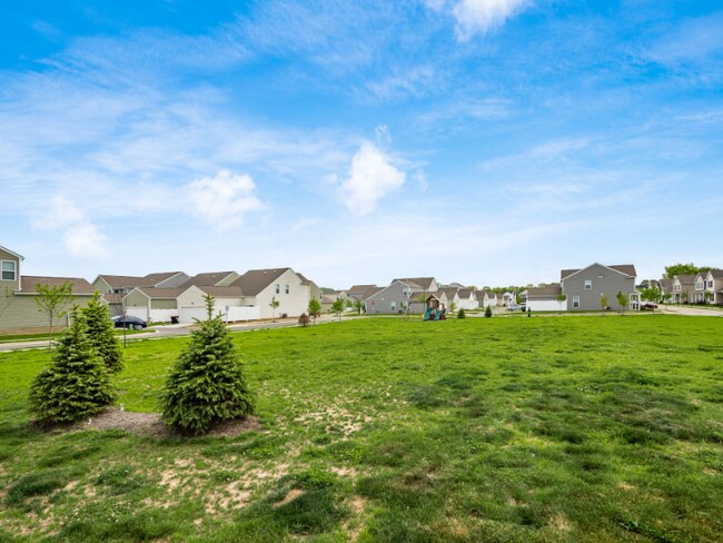 Building Photo - 1965 Glassboro St