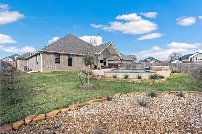 Building Photo - 3534 Parmer Crk