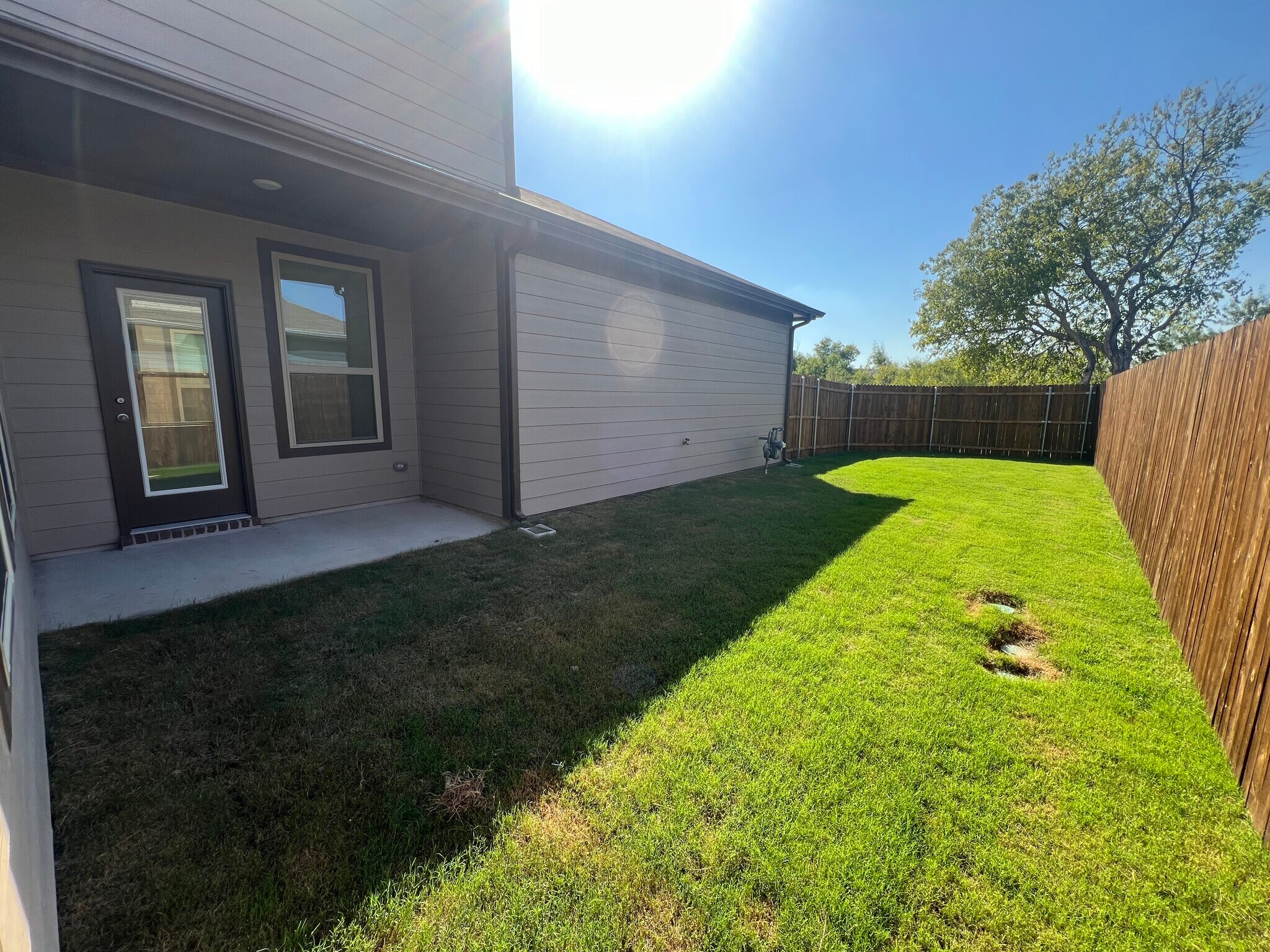 Building Photo - 2944 Brittlebush Dr