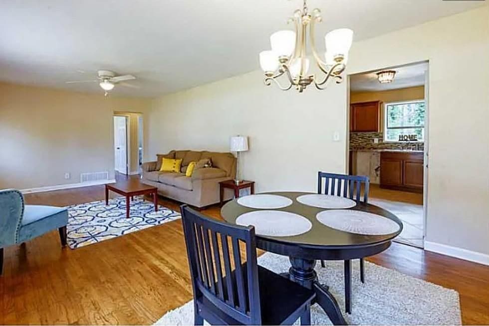 Building Photo - 3405 Elgin Dr