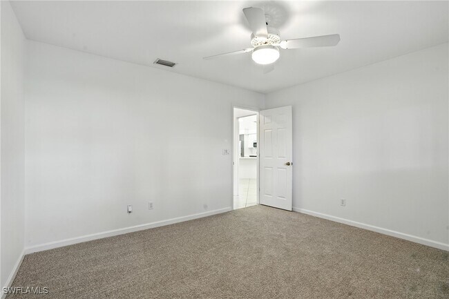 Building Photo - 1301 Piper Blvd