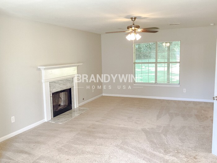 Building Photo - 5877 Pecan Grove