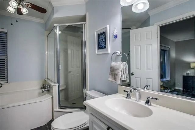 Building Photo - 3431 San Jacinto St