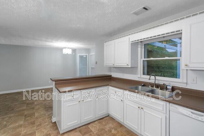 Building Photo - 30 Allen Oaks Way