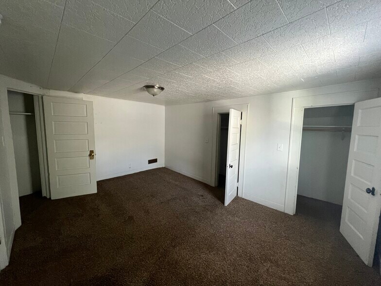 Bedroom - 608 N 21st St