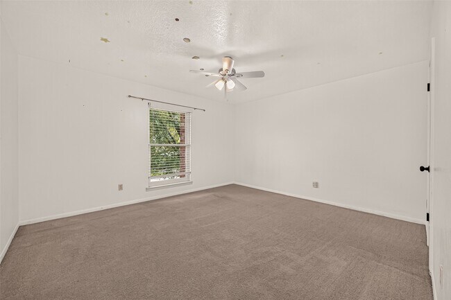 Building Photo - 12619 Chriswood Dr