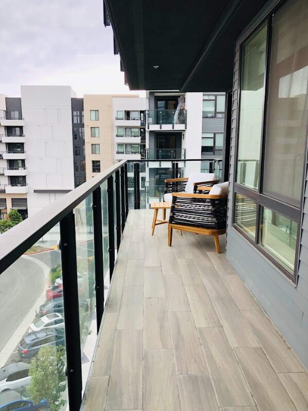 Building Photo - 3578 Rambla Pl