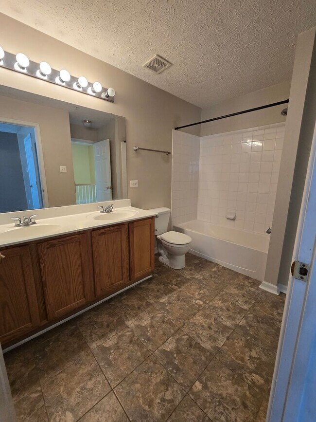 Building Photo - 4927 Bristle Cone Cir